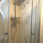 Spacious 3br, 3bt Design Renovated 아파트 *