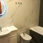 Spacious 3br, 3bt Design Renovated * 부쿠레슈티