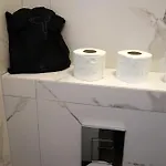 아파트 Spacious 3br, 3bt Design Renovated *