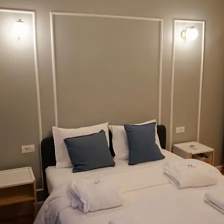 Spacious 3br, 3bt Design Renovated