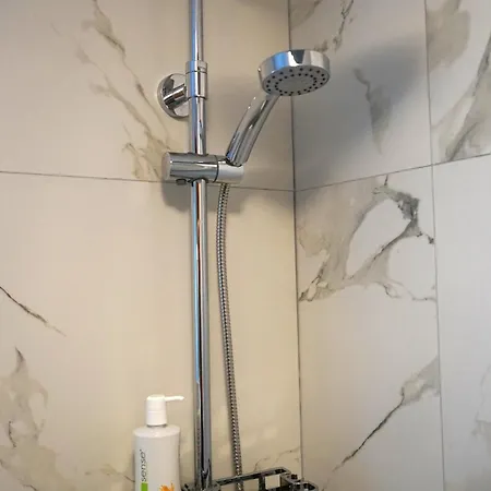 Appartement Spacious 3br, 3bt Design Renovated *