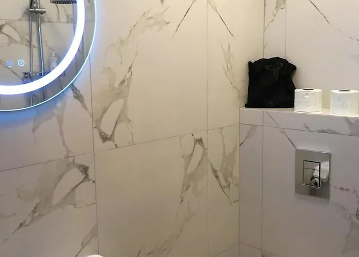 Apartment Spacious 3br, 3bt Design Renovated