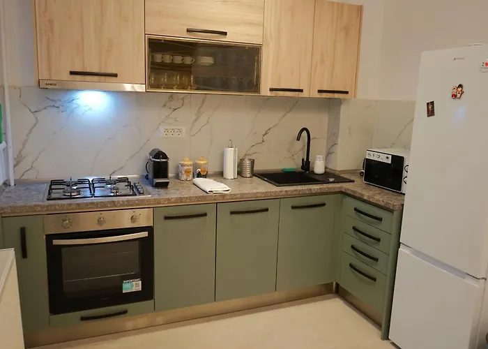 Lägenhet Spacious 3br, 3bt Design Renovated Bukarest