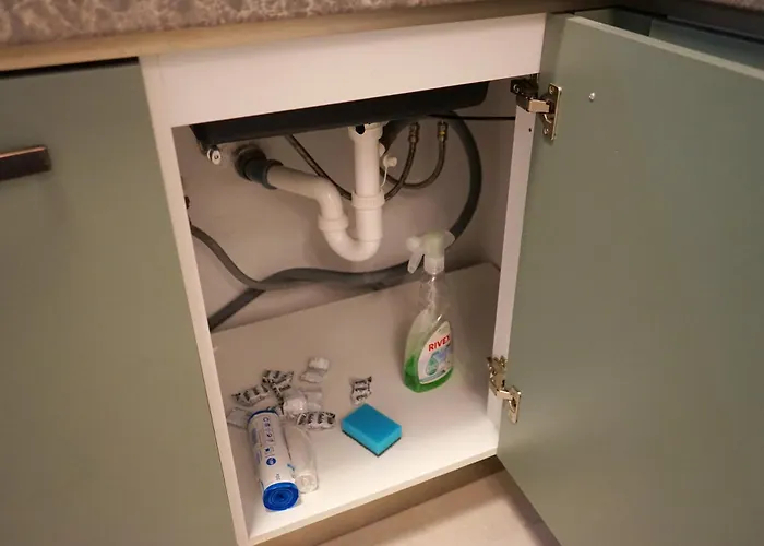 Spacious 3br, 3bt Design Renovated