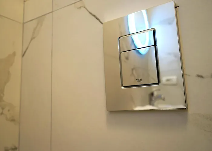 Spacious 3br, 3bt Design Renovated