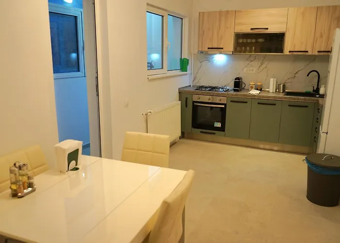 Spacious 3br, 3bt Design Renovated Daire *